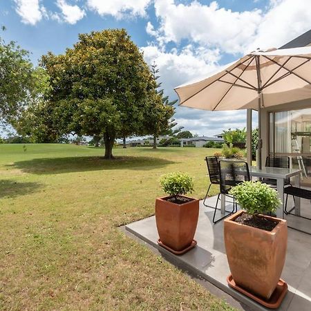Golfers Delight In Quiet Cul De Sac Villa Mount Maunganui Eksteriør billede
