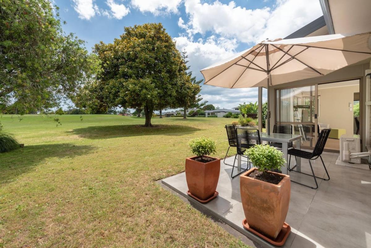 Golfers Delight In Quiet Cul De Sac Villa Mount Maunganui Eksteriør billede
