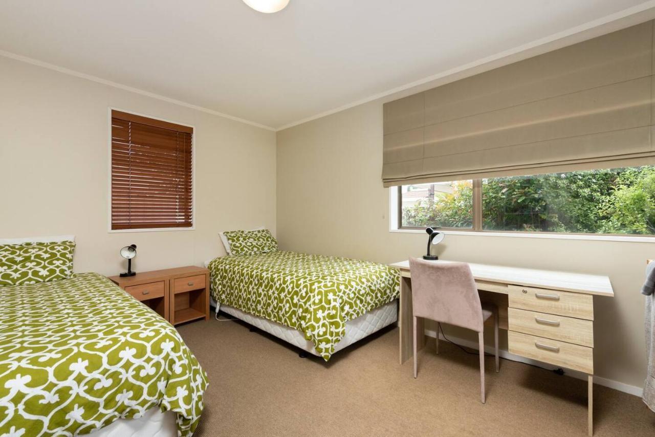 Golfers Delight In Quiet Cul De Sac Villa Mount Maunganui Eksteriør billede